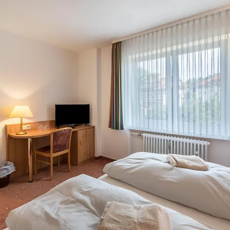Aparthotel Am Stadtpark Бад-Закса Экстерьер фото