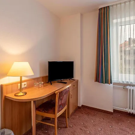 Aparthotel Am Stadtpark Бад-Закса Экстерьер фото