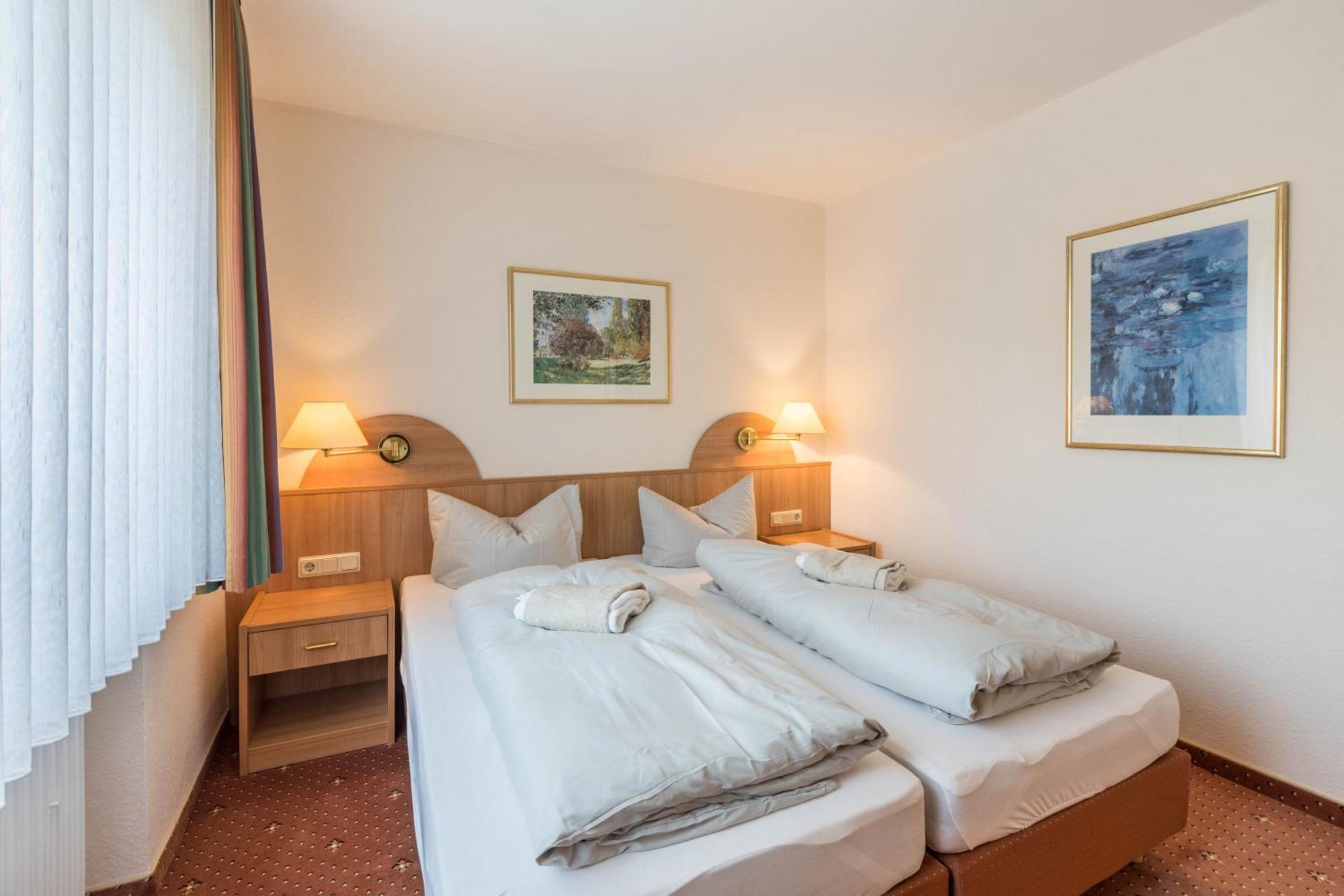 Am Stadtpark Apartment *